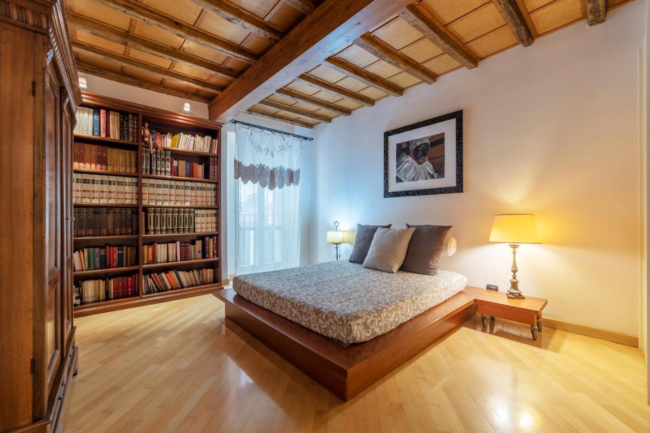 Pantheon View Apartment โรม ภายนอก รูปภาพ